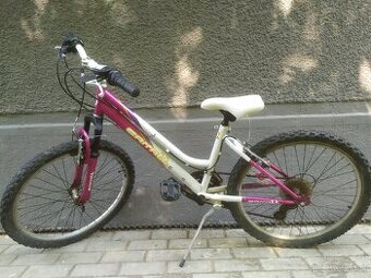 Dievčenský bicykel 24"
