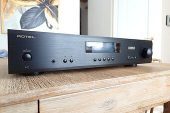 Predam stereo zosilnovac Rotel A11 Tribute cierny
