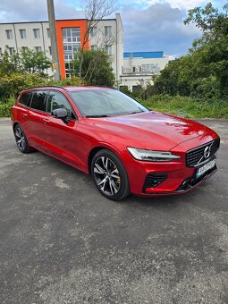 Volvo V60 T6 AWD - 1