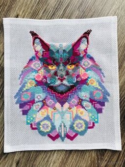 Výšivaný obraz Mainská mývalia mačka