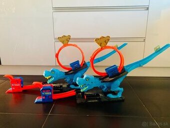 DRÁHA HOT WHEELS T-REX