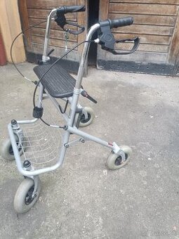 Choditko pre imobilnych so sedakom skladacie