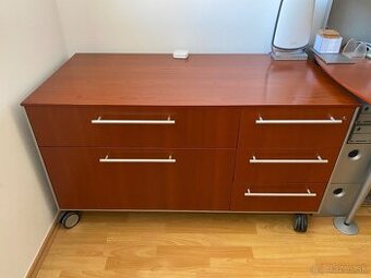 Komoda do pracovne alebo kancelárie