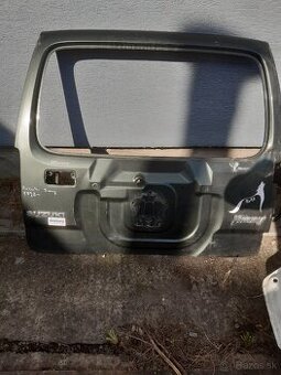 Zadna kapota suzuki jymny