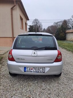 Renault Clio - 1