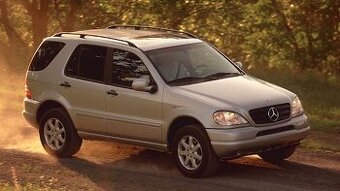 Kúpim Mercedes ML W163