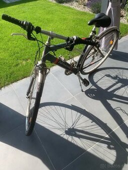 Predam trekovy bicykel