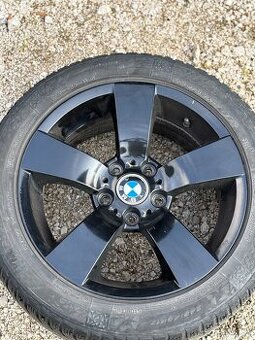 Elektróny BMW na radu 5