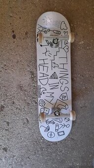 Skateboard