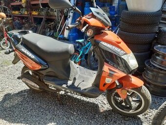 Predám skúter 50ccm - 1