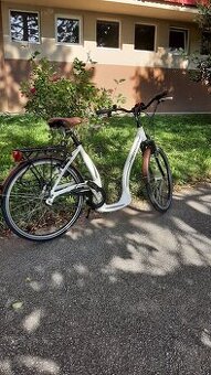 Bicykel s ľahkým nastupovaním