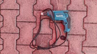 Vysokorýchlostná Makita vrtačka