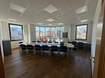 Prenájom: Kancelárske priestory 134 m2 v centre mesta Banská