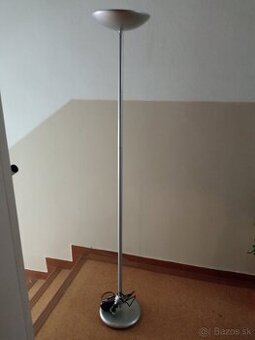 Stojanová lampa