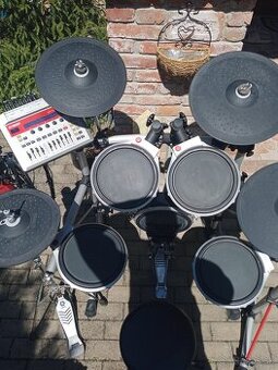 Predám el.bicie YAMAHA DTXtreme IIS