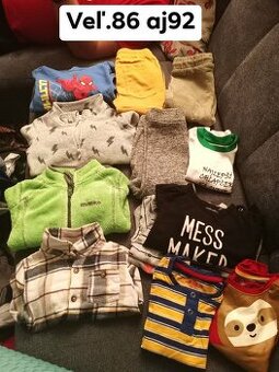 Balíky oblečenia pre chlapčeka