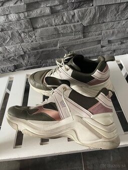 Tommy hilfiger v.40 na 27 cm nohu