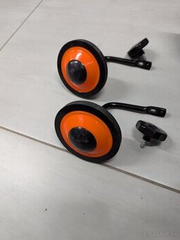 Pomocne balancne kolieska