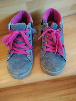 Topánky, tenisky