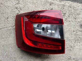 Ľave zadné led svetlo octavia 3 combi facelift.