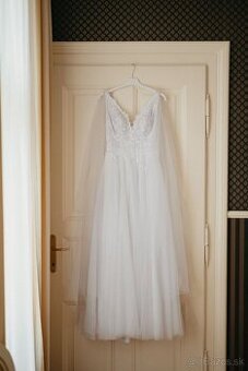 Svadobné šaty plus doplnky