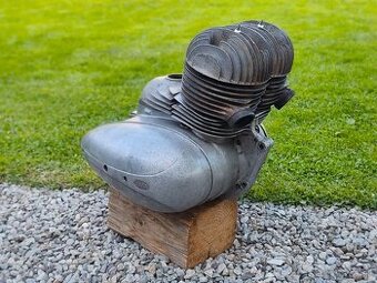 Predám motor 350/354