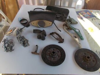 Predam pre skoda 1000MB-100 drziak kapoty nove podbehy