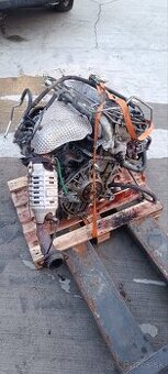 Motor Suzuki Grand Vitara 2.0 Benzin