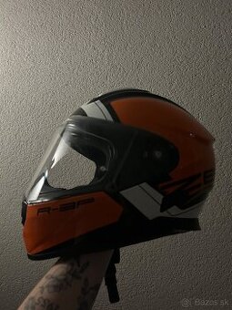 Prilba na motorku/skúter