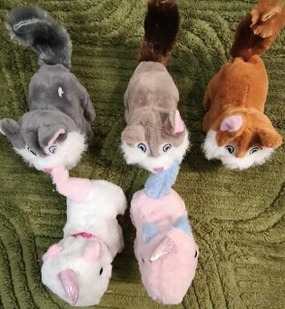 Plyšoví Chipmunkovia alebo Jednorožec (zvuk, chodí, vrtí chv