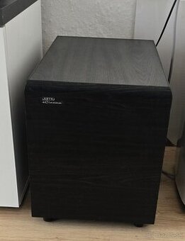Predam subwoofer jamo sw410e