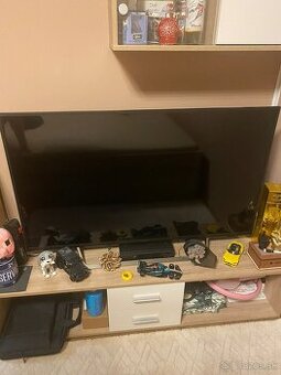 Televízor Sony Bravia  49,  KDL-49WE6xx