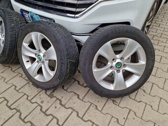 5x112 R16 orig. ŠKODA Superb, Octavia, 205/55 R16 nepoškod.