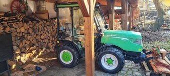 Malotraktor Vega 4x4 36 koni plus Predna RADLICA NA SNEH