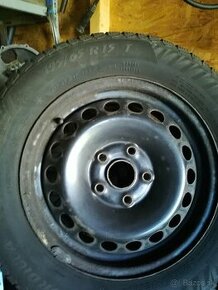 Octavia 2 / Plechove disky 5x112 R15 + zimné pneu Matador