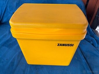 Prenosný box
