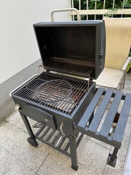 JAMESTOWN Gril na drevené uhlie JAXON 104,5 x 103 x 63 cm