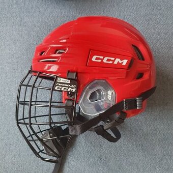 Prilba CCM Tacks 910 Combo