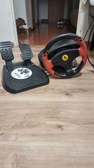 Thrustmaster Ferrari Racing Wheel Red Legend Edition