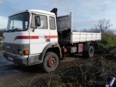 Rozvoz materialu s hydraulickou rukou - 1