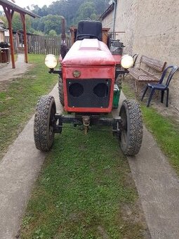 PREDÁM domácky robený malotraktor