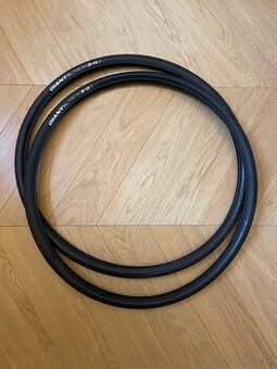 2 Pneumatiky na sportovy bicykel