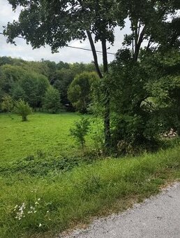 Predaj rovinatého stavebného  pozemku 2216m2 - 1