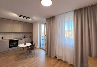 NOVOSTAVBA komplet zariadený 1 izb.byt s veľkým balkónom