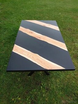 Živicovy Epoxidovy stôl