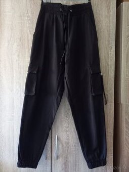 Kapsáčové nohavice