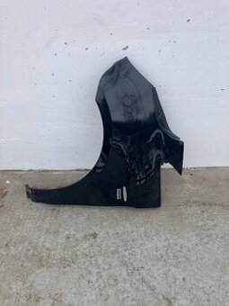 MERCEDES V KLASA W447 14- ĽAVÝ PREDNÝ BLATNÍK