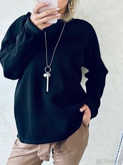 Damsky topik Selene black s nahrdelnikom