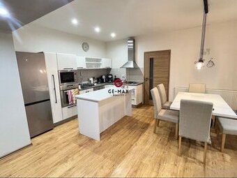 NA PREDAJ: kompletne  moderný zrekonštruovaný rodinný dom  v