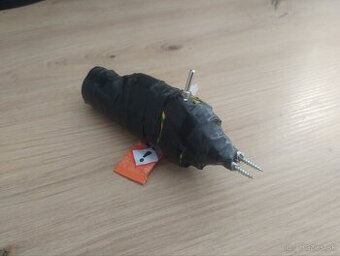 Doma vyrobený taser